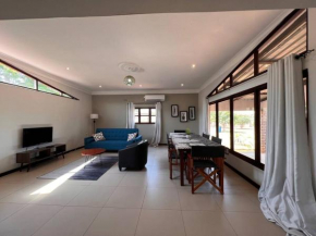 Bantuz House